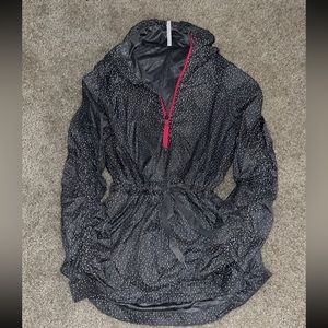 Fabletics Rain Reflective Pullover